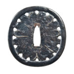 Shimizu_tsuba_3rdMaster_Jingo_kiku_1_o