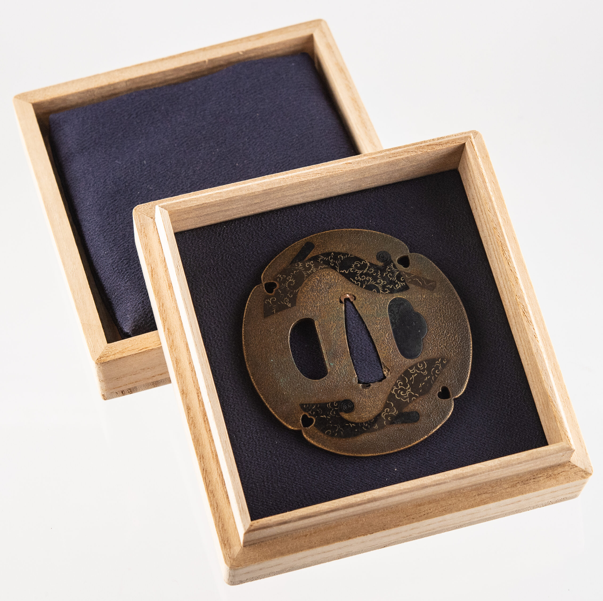 Tsuba Umetada Sentoku silk rolls