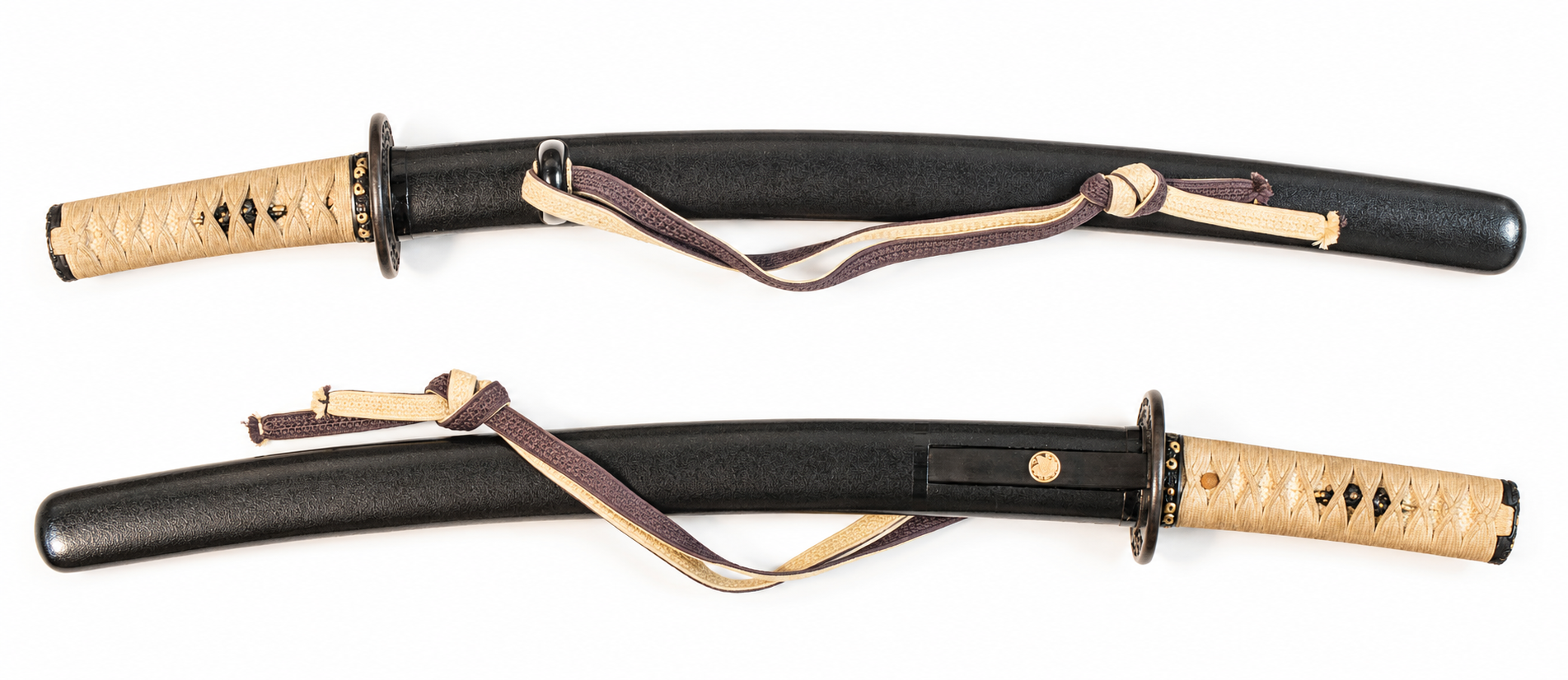 Joshu Fushimi-ju Kanetsune Wakizashi with O-kissaki, Shirasaya and Koshirae – NBTHK Hozon - Image 3